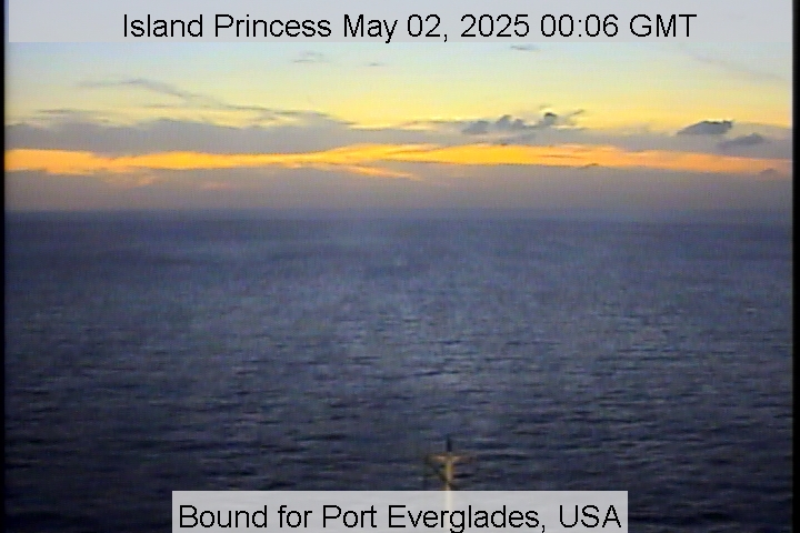 A live picture from the bridge of the Island Princess