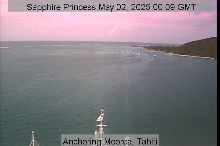 A live picture from the bridge of the Sapphire Princess